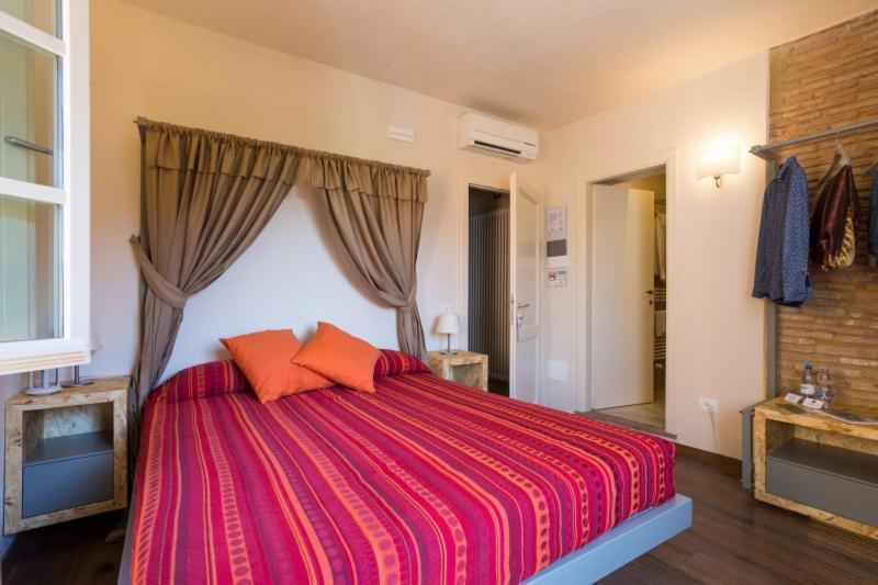 Il Maramaldo Bed&Breakfast-Restaurant Lajatico Exterior photo