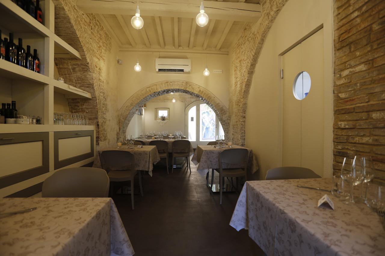 Il Maramaldo Bed&Breakfast-Restaurant Lajatico Exterior photo